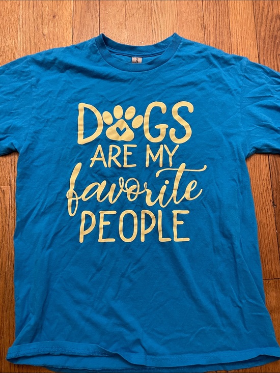 Gildan Tops - Gildan Blue Tee with Yellow "Dogs Are My Favorite People" Graphic